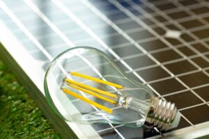 Zonnepanelen met of zonder thuisbatterij