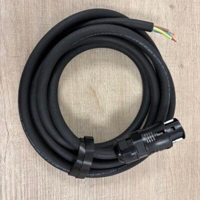 Deze kabel kun je gebruiken om jouw Indevolt systeem vast aan te sluiten aan de meterkast